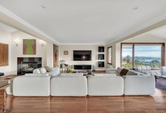 The West Vancouver Getaway Estate - 5 Bedrooms allows 18 year olds to book a room