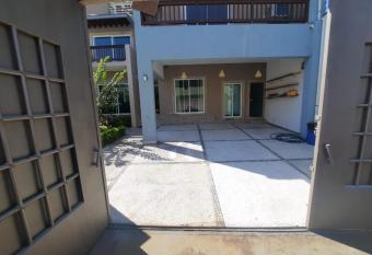 Casa M  a hospedaje has Balcony rooms