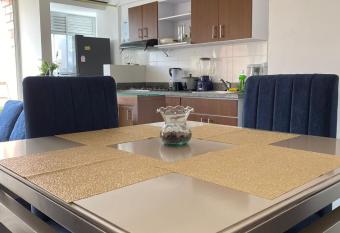 Espectacular Apto en PEREIRA EN CLUB RESIDENCIAL has Balcony rooms