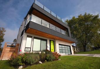 The Laker House allows 18 year olds to book a room