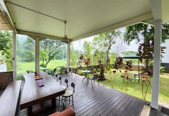 Jagad House has Balcony rooms