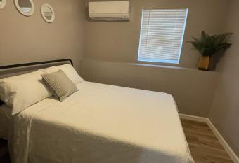 3 Bedrooms APT has Balcony rooms