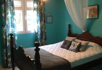 Kay MIYAJO allows 18 year olds to book a room