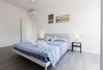 A Modo Nostro allows 18 year olds to book a room