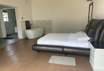 Broc guest lodge allows 18 year olds to book a room