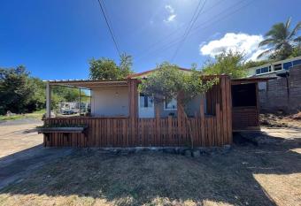 Le mobileHome - R  sidence des b  nitiers -Saline-les-Bains has Balcony rooms