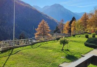 Retreat SoloHike has Balcony rooms