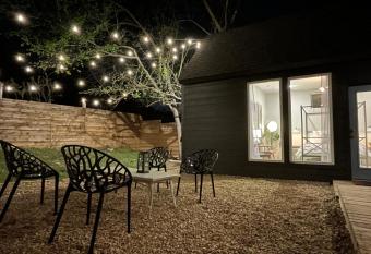 Downtown Views, Rooftop Deck, Pets has Balcony rooms