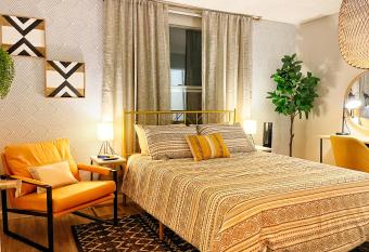 Stay-Smart Travel Lodge allows 18 year olds to book a room