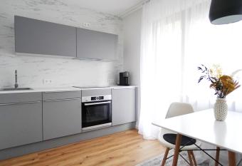 Apartment mit Schwimmbad has Balcony rooms