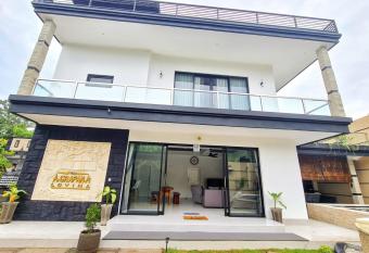 Villa Agrapana Lovina has Balcony rooms