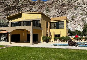 Al Thayyba Mountain Villa has Balcony rooms