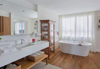 PUNTA CHAME BEACH APARTAMENT has Balcony rooms