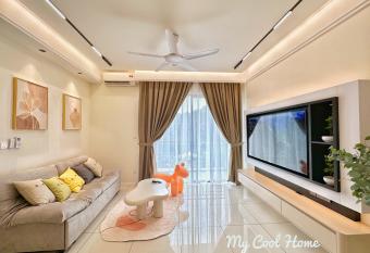 Sunway Onsen Hotsprings with Theme Park View, Sunway Lost World has rooms with a private hot tub