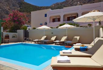 Studios Marios has Balcony rooms