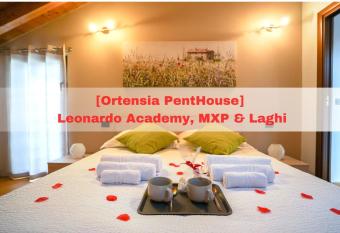 [Ortensia PentHouse] Leonardo Academy, MXP & Laghi has Balcony rooms