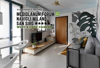 Mediolanum Forum-Milano Sud Area-Free Parking & Wi-Fi has Balcony rooms