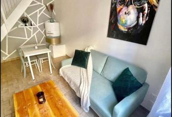 Appartement F2 has Balcony rooms