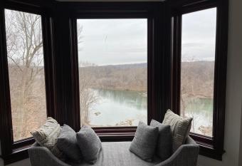 Castle on the Potomac River has Balcony rooms