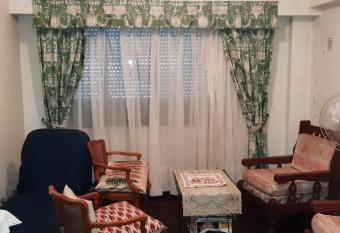 Edificio Dean Funes 321 has rooms with a private hot tub