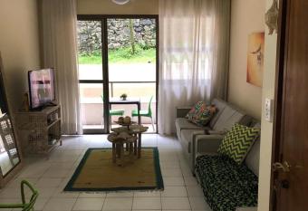 PITANGUEIRAS LINDO 3 QUA 2 GAR has Smoking rooms