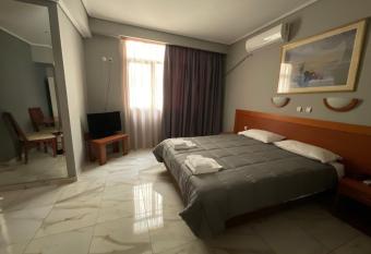 Piraeus Acropole Hotel has Balcony rooms