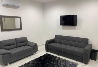 Departamento a 10 min de playa allows 18 year olds to book a room