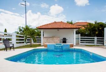 Hermosa Casa de Playa has Balcony rooms
