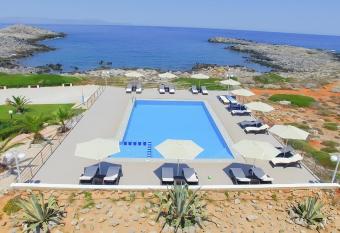 Nanakis Beach Luxury Apartments allows 18 year olds to book a room