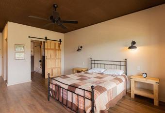 Miners Cabin #2 - One Queen Bed - Accessible Room - Private Balcony allows 18 year olds to book a room