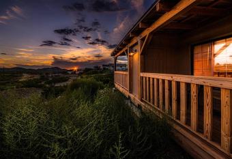 Miners Cabin #4 - King Bed - Private Balcony with Views allows 18 year olds to book a room