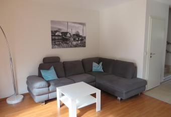 NEU! Ferienhaus K  stenliebe allows 18 year olds to book a room