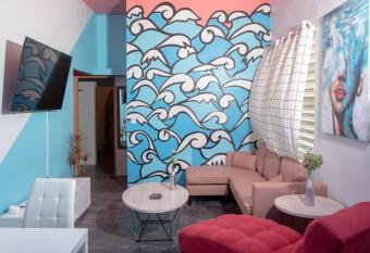 Casa Vibe San Juan Great for large groups has rooms with a private hot tub