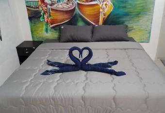 Reggaeinn has Balcony rooms