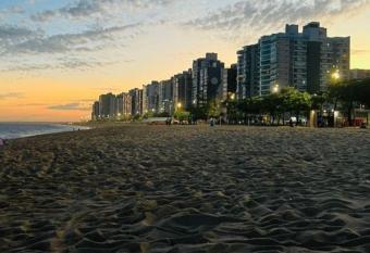 APARTAMENTO ACONCHEGO has Balcony rooms