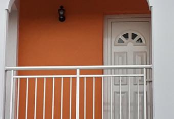 Studio Cosy AKOSSOUA has Balcony rooms