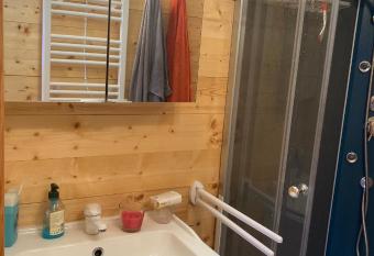 Le mazet allows 18 year olds to book a room