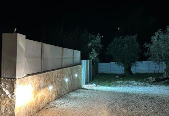 CASA SOPHIE allows 18 year olds to book a room