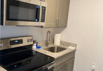 Modernized Studio Apartment in Gadsden, AL allows 18 year olds to book a room