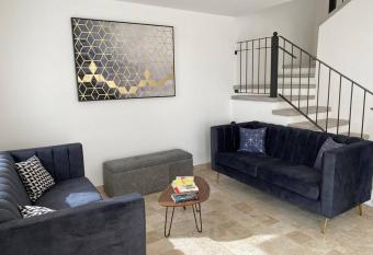 3B house w/pool - San Miguel de Allende Magic Town allows 18 year olds to book a room