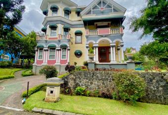 Little Indian Villa CF has Balcony rooms