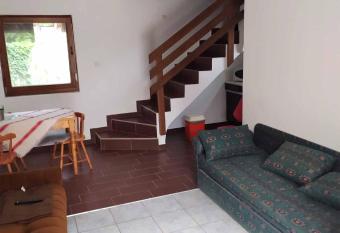 Tassi Hal  szcs  rda - S  g  r h  z has Balcony rooms