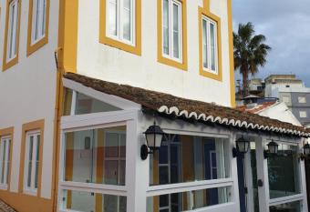 Portobello River and Sea View allows 18 year olds to book a room