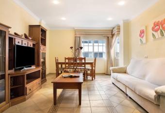 Apartamento El Tajo has Balcony rooms