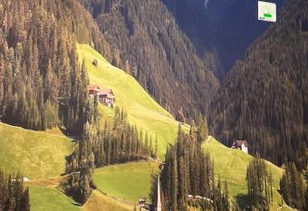 Mutiara Soul Garden PROMO-DEAL 3RLanded Stays has Balcony rooms