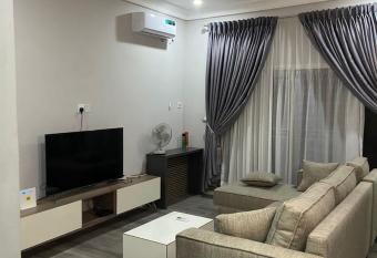 One Bedroom Ensuite Apartment allows 18 year olds to book a room