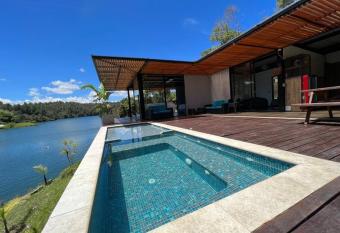 Caba  a El Bosque - Guatap   has Balcony rooms