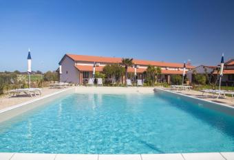 Delfino Tuscany Resort has Balcony rooms