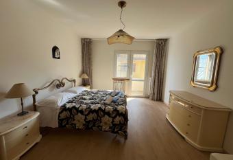 Casa Mattioli has Balcony rooms