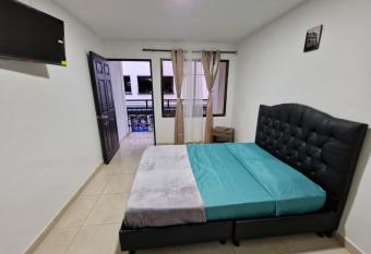 Grand apartments, Pereira City Centre has Balcony rooms